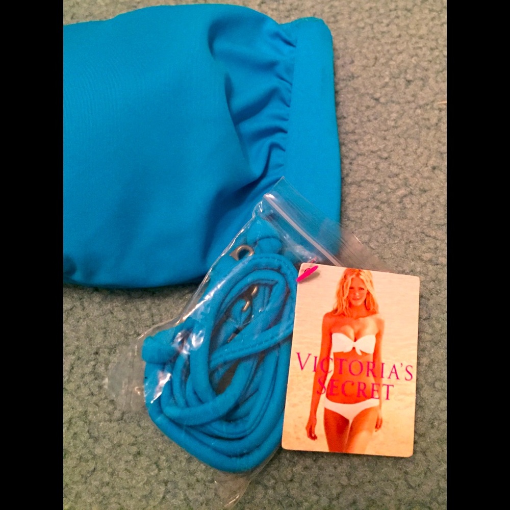 🧜‍♀️Victoria Secret Bikini Top - Picture 3 of 4